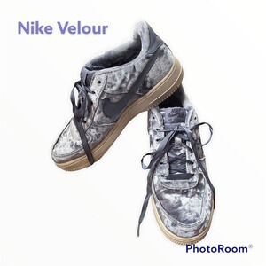 Nike Air Force 1 LV8 GS Dark Sky Blue Women's Velour Shoes Sz 6.5Y/7.5
